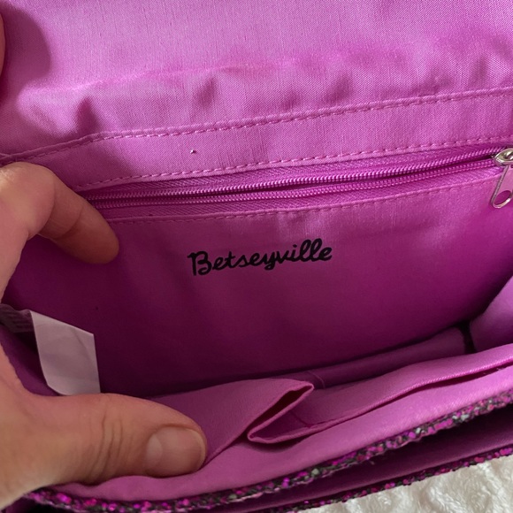 BETSYVILLE PURPLE GLITTERY CROSSBODY PURSE - Picture 5 of 5